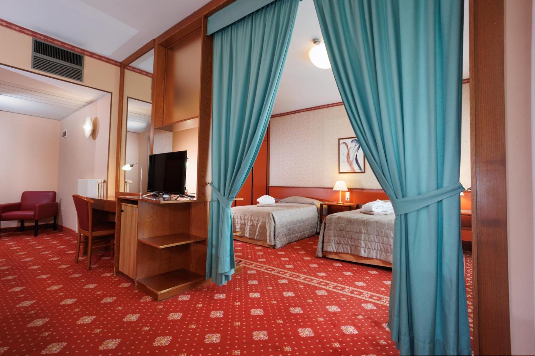 Hotel Savoia Thermae & Spa (Adults Only) Abano Terme Ngoại thất bức ảnh